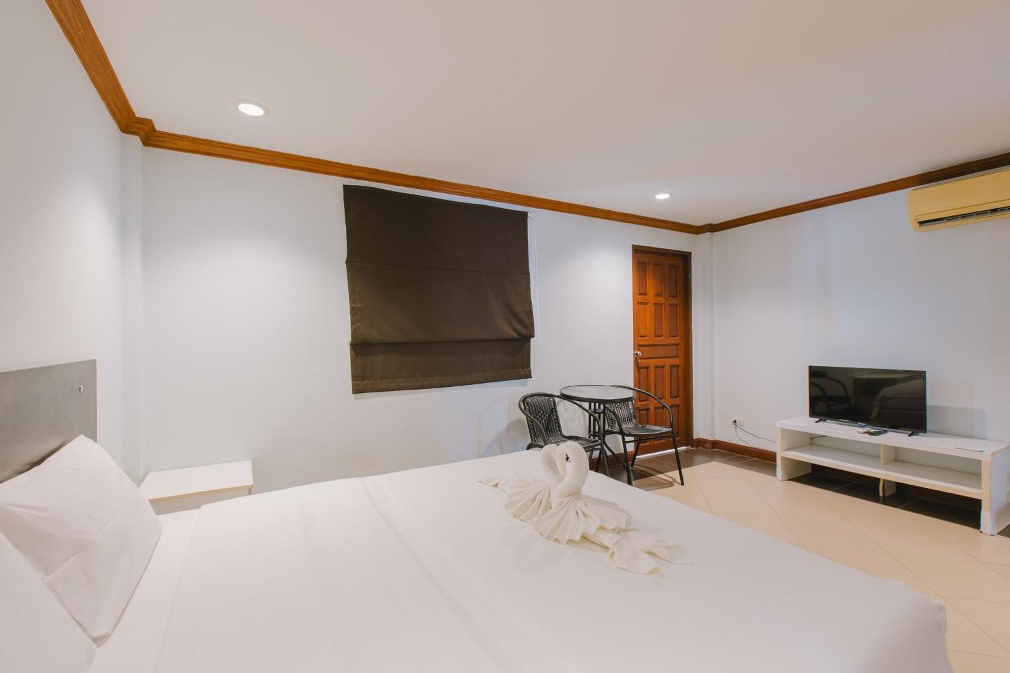 Sunstar Palace Patong Экстерьер фото