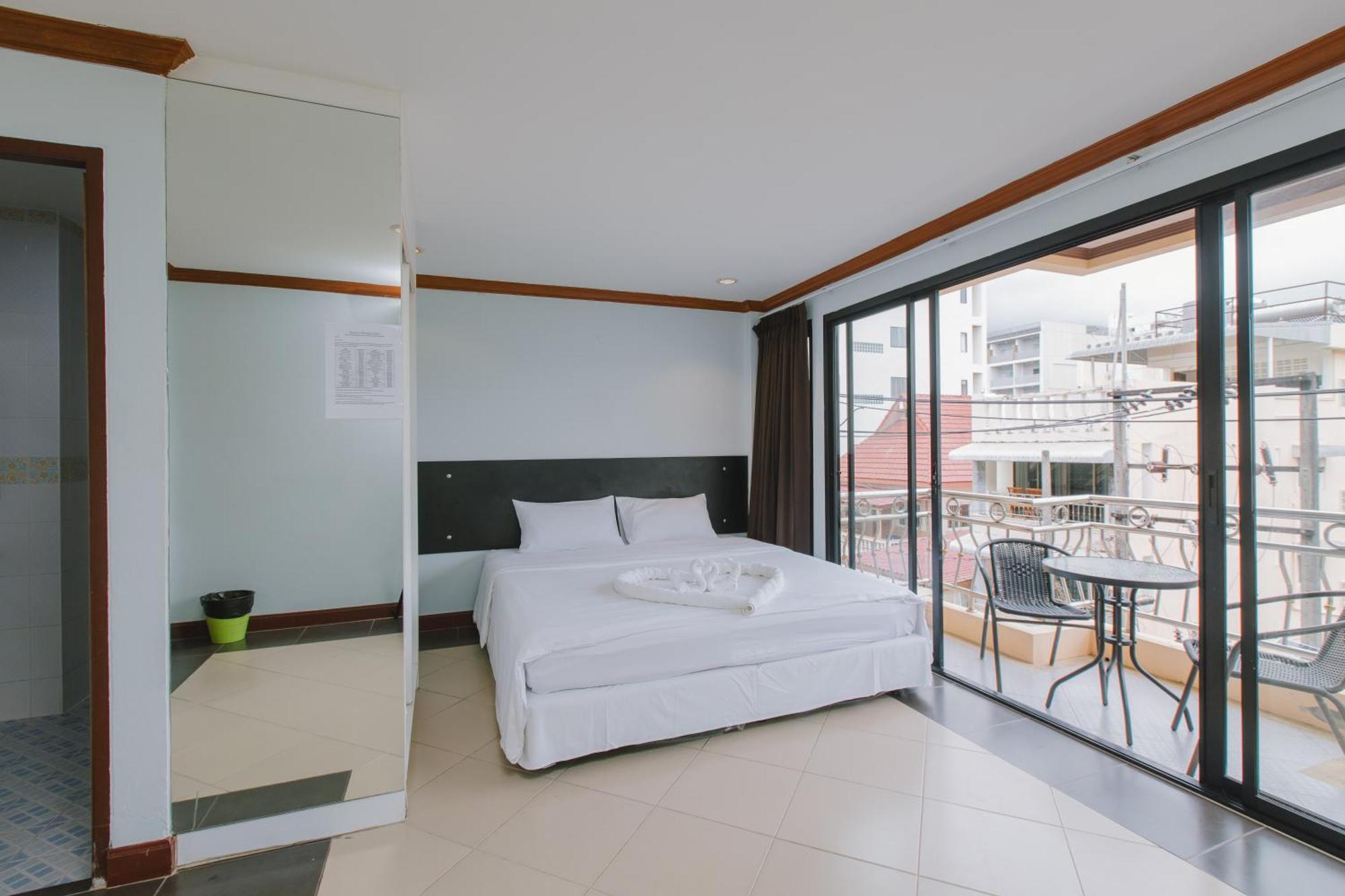Sunstar Palace Patong Экстерьер фото