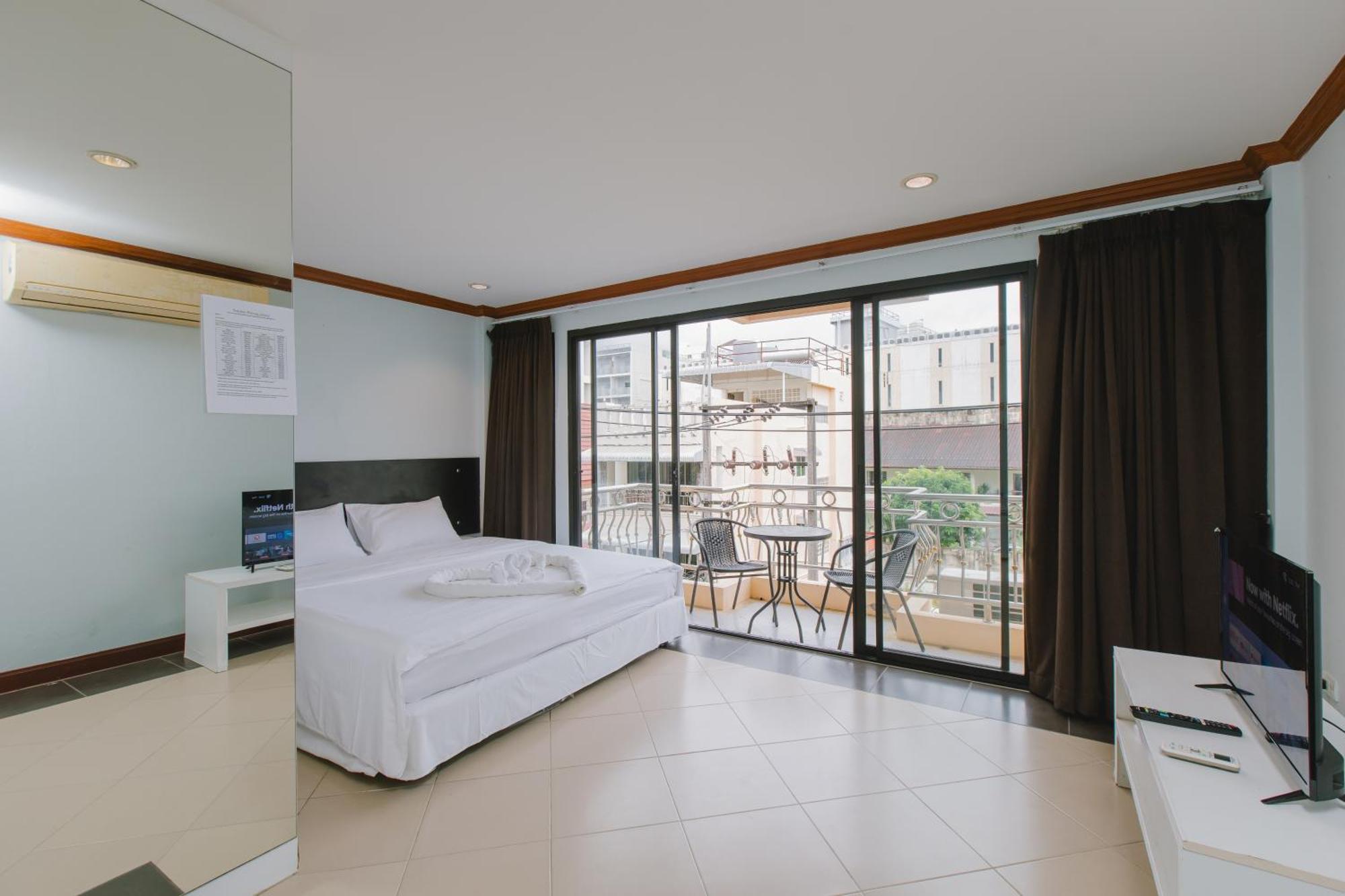 Sunstar Palace Patong Экстерьер фото